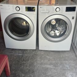 Lavadora Y Secadora Lg En Buen Estado.  Negocio Particular 