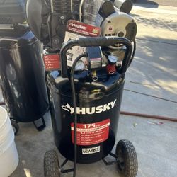 Husky 30 Gal. 175 PSI Oil Lubed Belt Drive Portable Vertical Electric Air Compressor