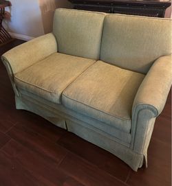 Lite green sofa