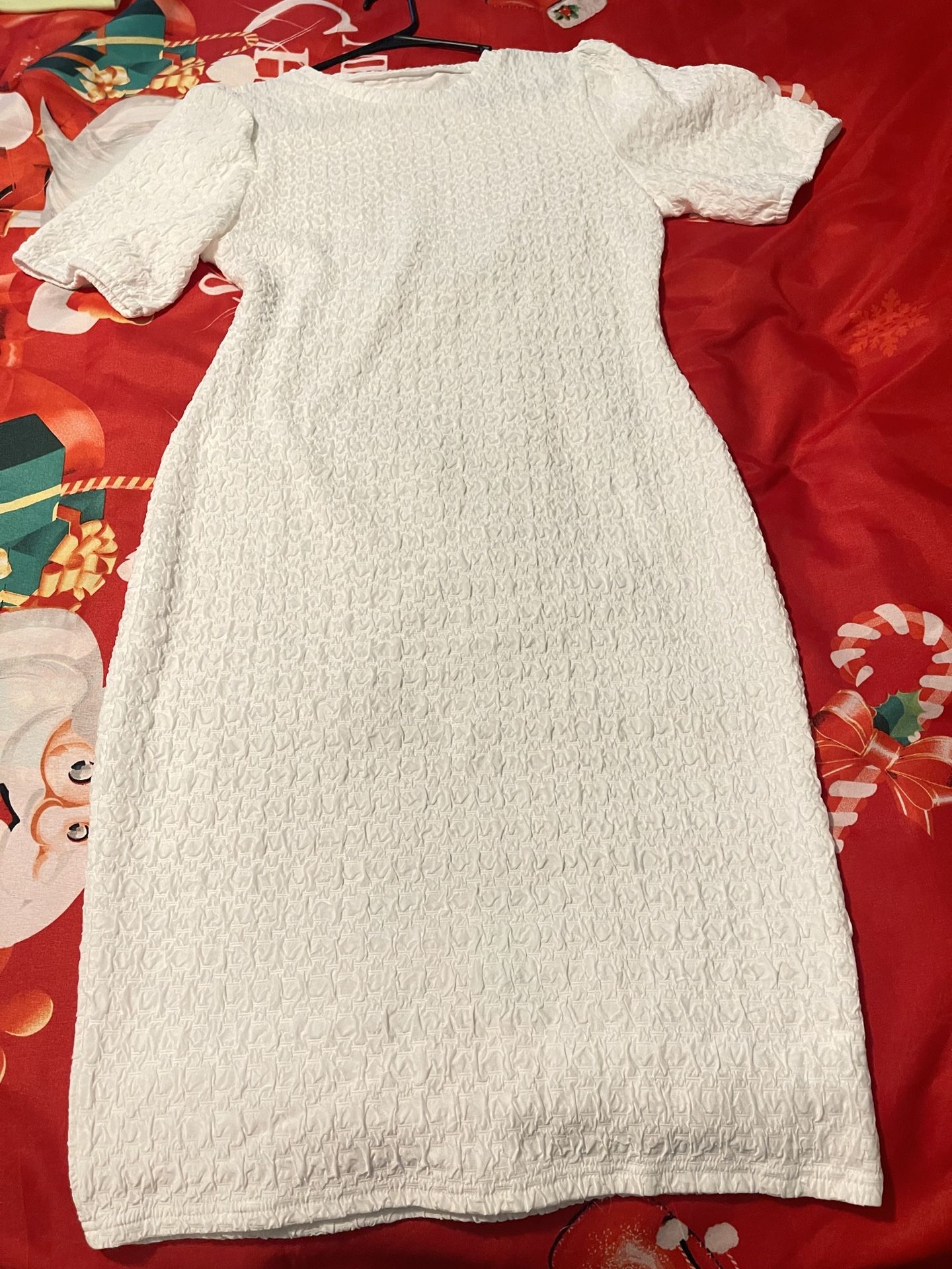 Beautiful White Short Sleeved Dress Size M, New