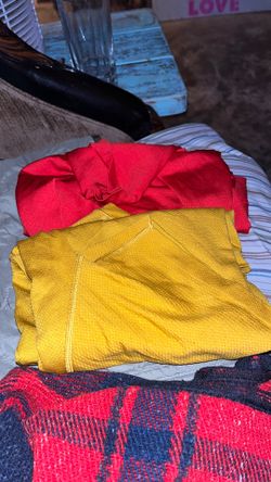 Lululemon shirts (med)