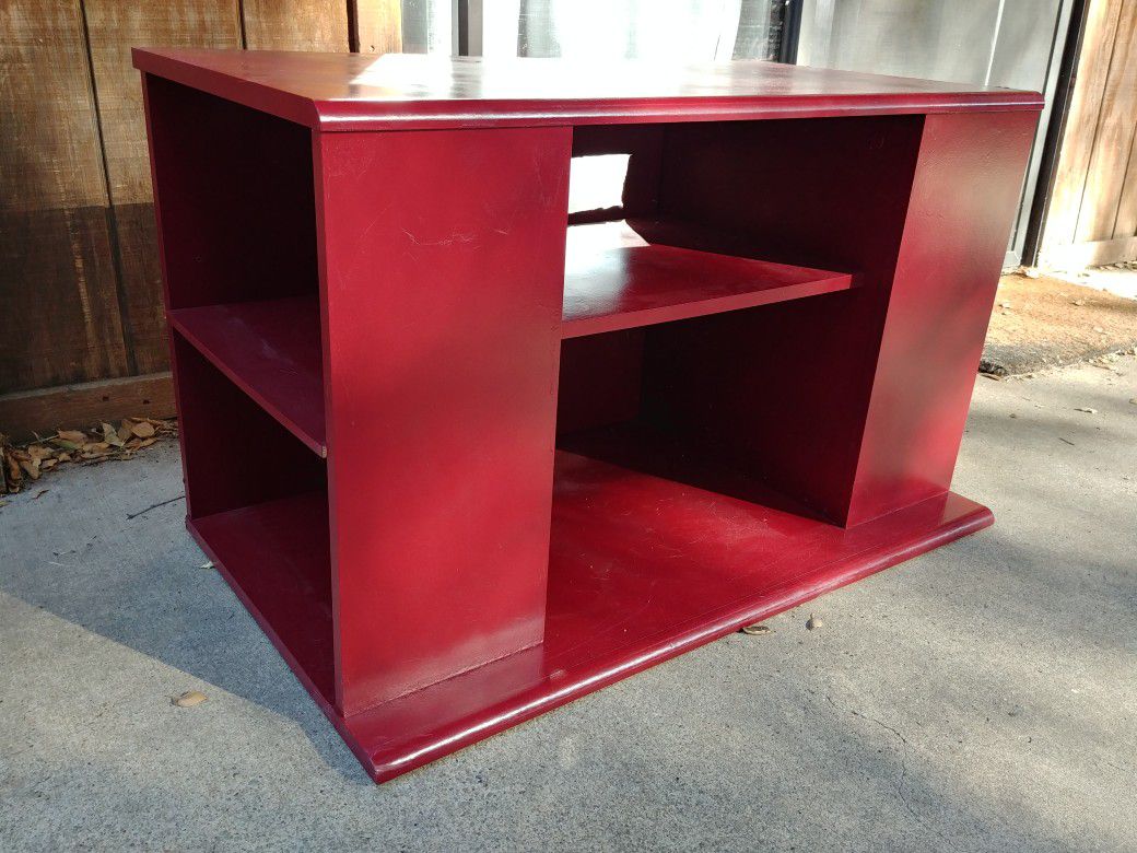 FREE entertainment stand