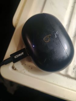 Beats studio+ CASE ONLY