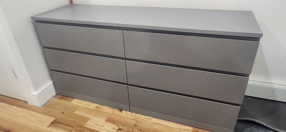 *Free* Ikea Malm 6 Drawer Dresser In Gray