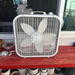 Lasko 20” Box Fan