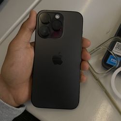 iPhone 14 Pro (Unlocked)