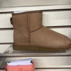 New UGG Classic mini