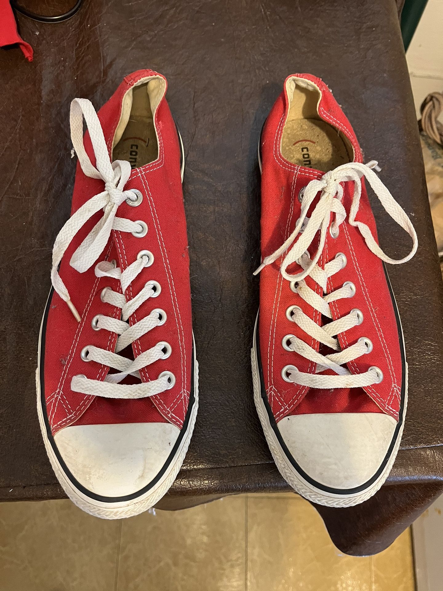 Real Converse Sneakers Men’s 10 .5