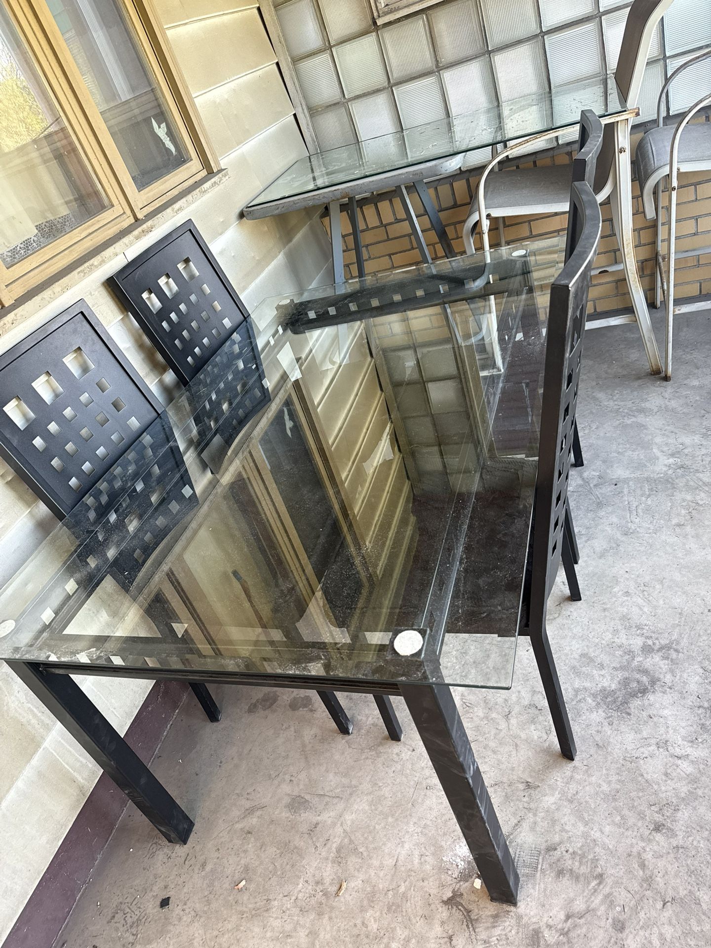 GLASS TABLE & CHAIRS