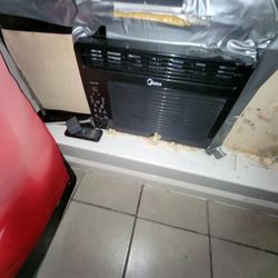 Midea AC WINDOW UNITS