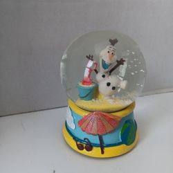 Disney Frozen OLAF Summer Snow Globe "In Summer" Beach Music Box. KCARE Decor 