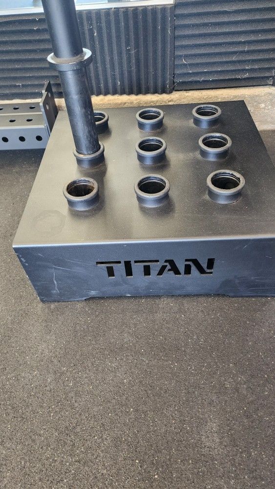 Titan Fitness 9 Barbell Holder With Multigrip Bar