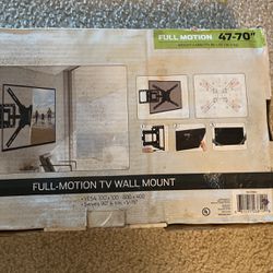 Full Motion TV Wall Mount 