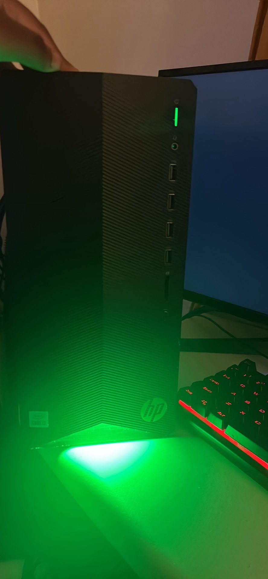 HP Pavilion Gaming Desktop TG01-1xxx