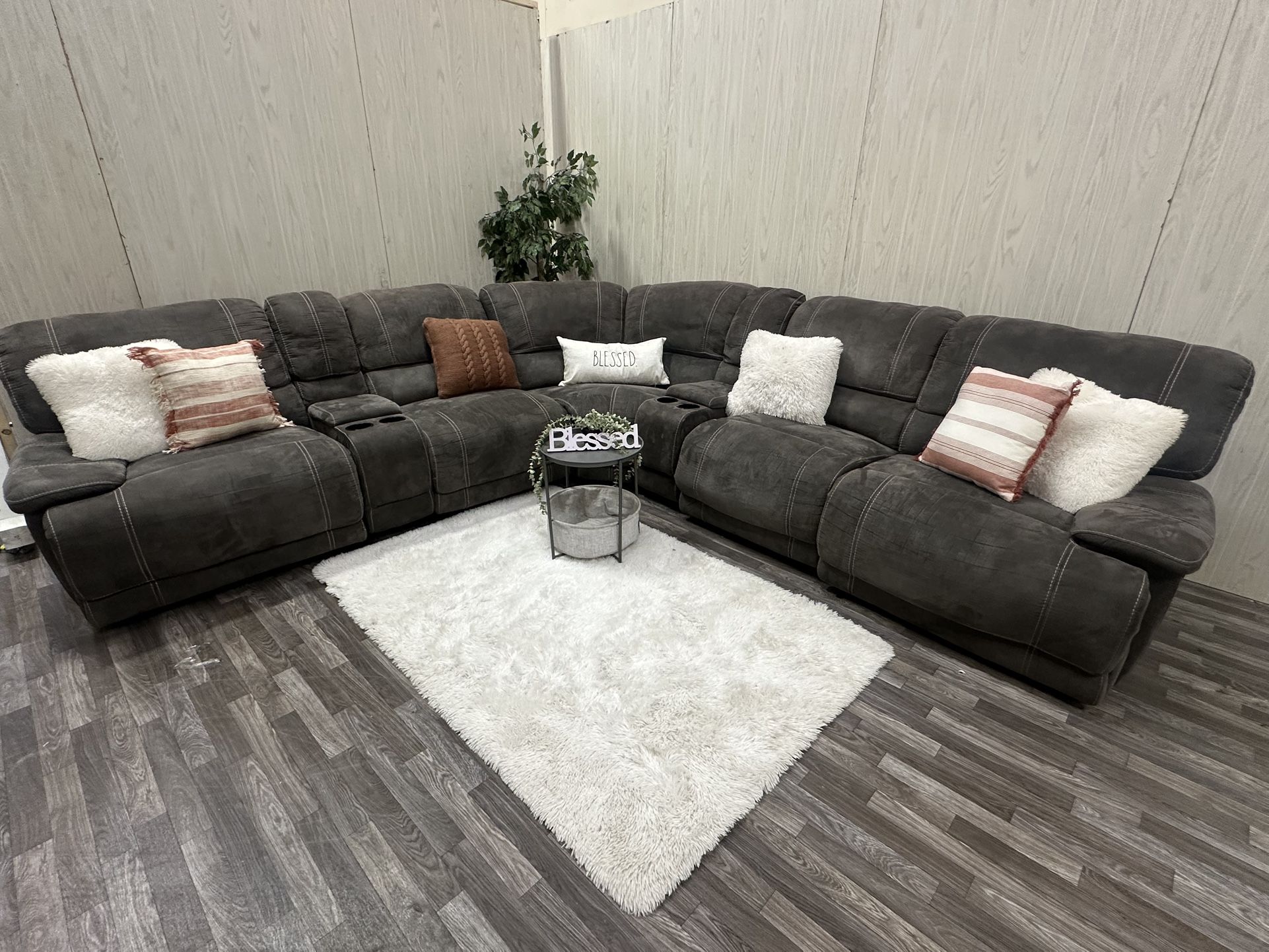 Large Gray Ashley Reclining Sectional Couch - Delivery