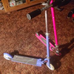2 Kids Scooters 