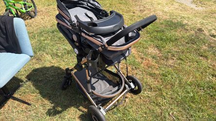 Nando Stroller