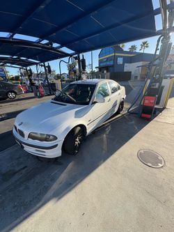 2001 BMW 325i