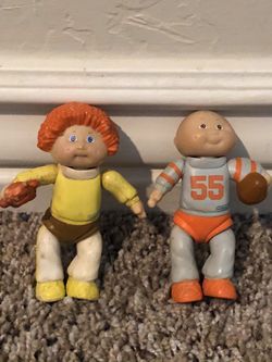 Vintage Cabbage Patch Kids Boy figurine moveable doll toys - football player and teddy bear - red hair blue eyes, bald and brown eyes - cake topper 3