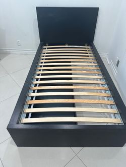 Twin bed