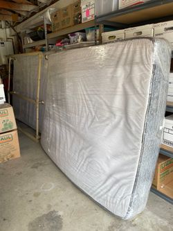 Queen bed