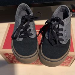 12.5 Kids Vans