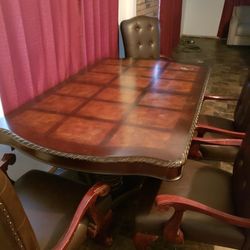 Wood Dinning Table