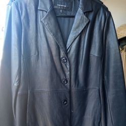 Size Large Womans Genuine Leather Jacket 