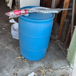 55 Gal Drum And Hand Pump