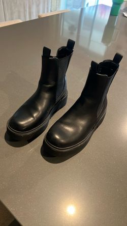 Women’s Black Leather Boots 