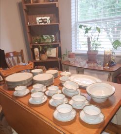 Noritake Richmond, Service For Eight Plus Serving Pieces, 54 Pieces