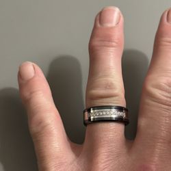 Men's 1/7 ct. tw. Diamond Band in Stainless Steel & Ceramic Size 10