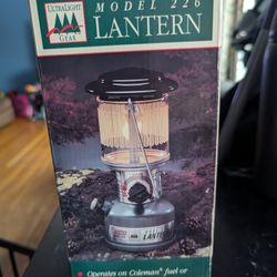 Coleman Model 227 Lantern 