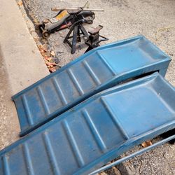 Ramps, Jack and Stands.