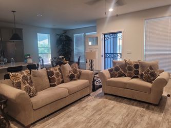 2 sofas beige