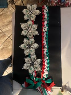 Graduation lei