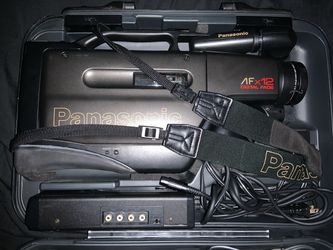 Panasonic AFx12 Digital Fade VHS Camcorder with Case
