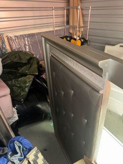 Queen Bed Frame - Glam - Silver/Gray