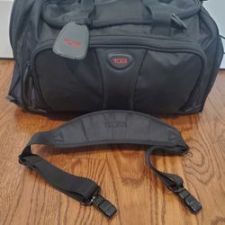 TUMI Boston 2Way Ballistic Nylon Duffle Bag Carry On Black 525C