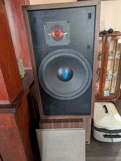 Floor speakers Advent Polk