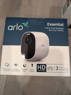 arlo Essential Security Camera buy 1 get 1 free only $50