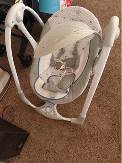 Baby swing