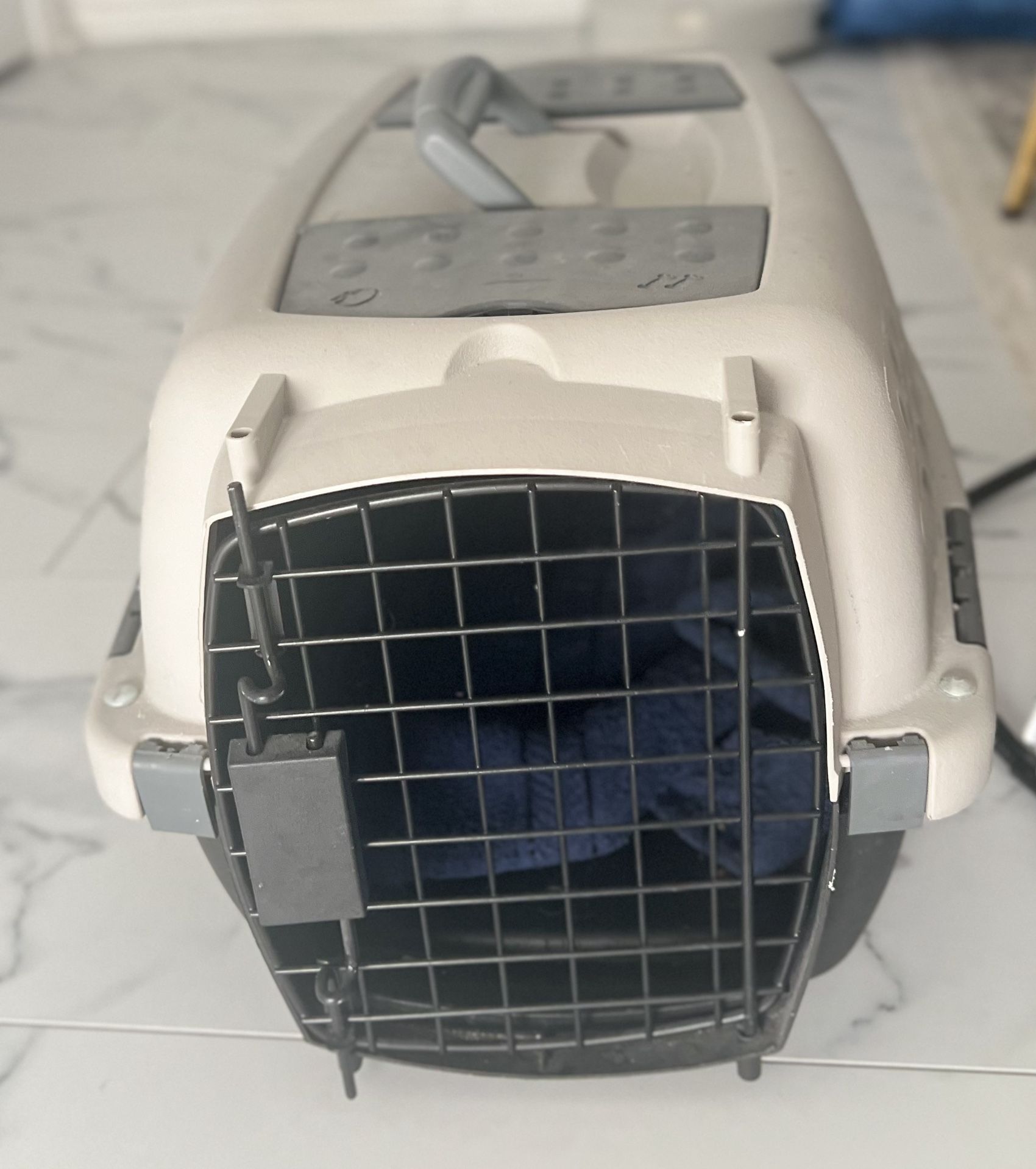 Hardside Pet Carrier