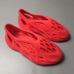 Adidas Yeezy Foam Runner Size 11