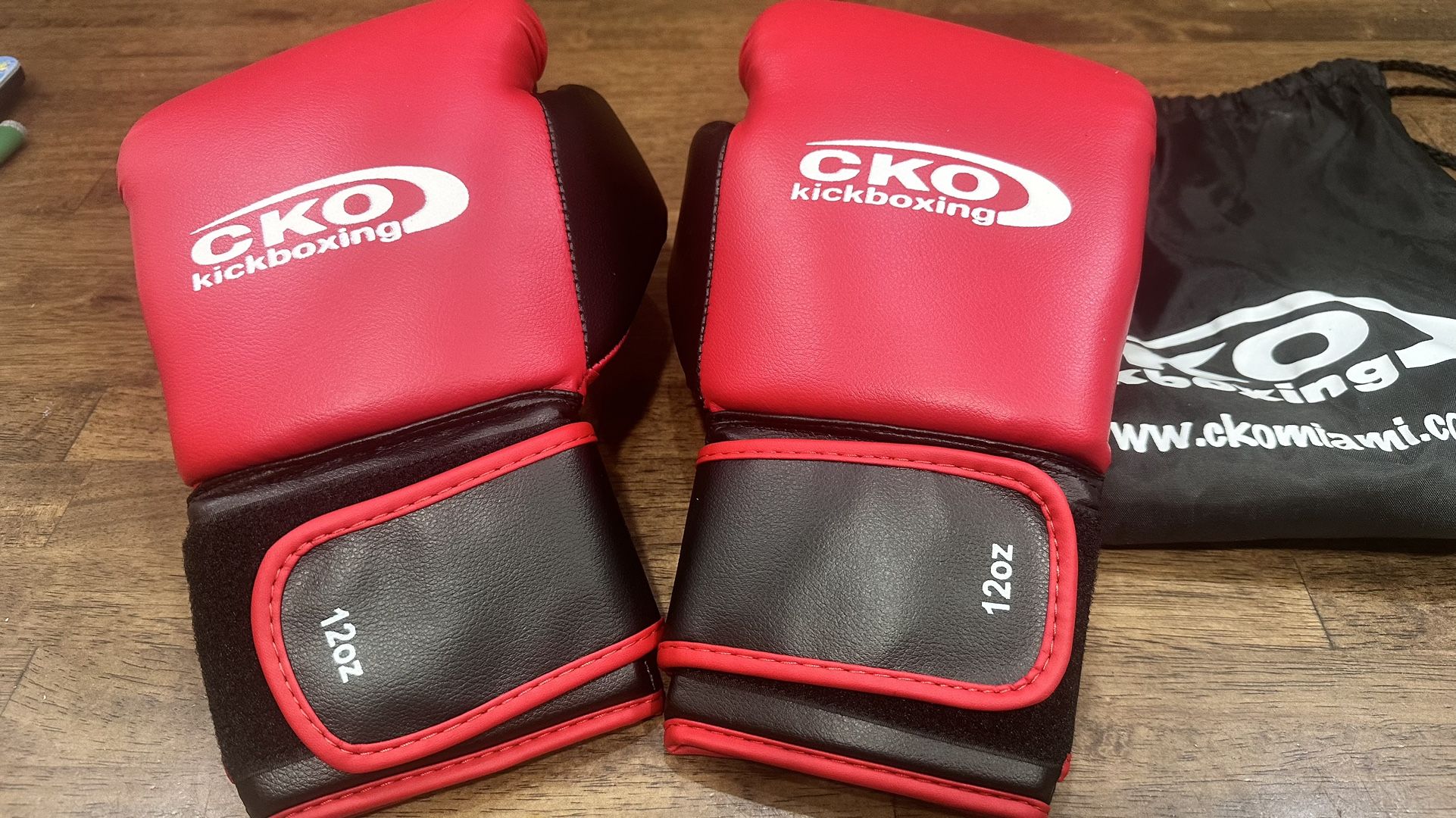 New CKO Kickboxing gloves