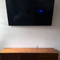 Tv + Table 
