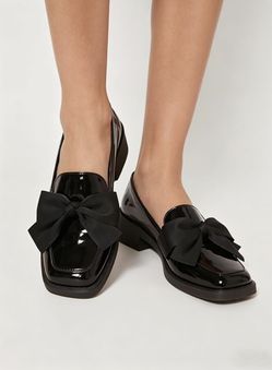 Women’s loafers, elegant leather shoes with a bow and square toe