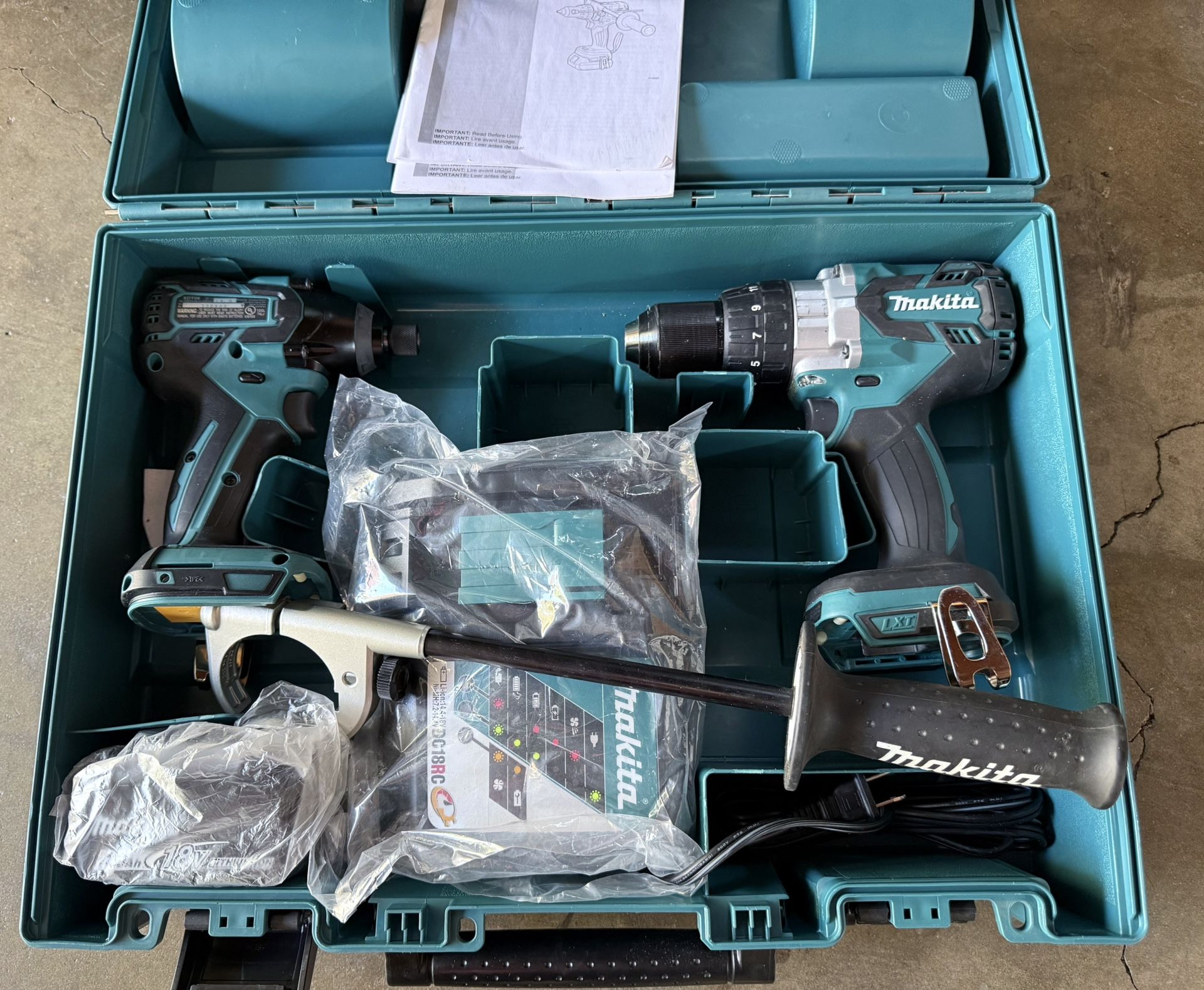 Makita 18V LXT lithuim-Ion Brushless Cordless  2 Piece Combo Kot