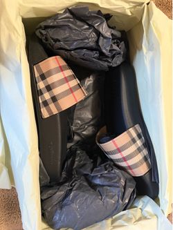 Authentic Burberry Slides size 38/8