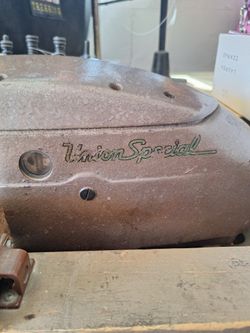 Commercial Sewing Machine